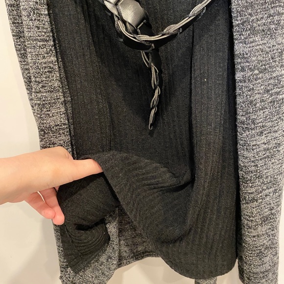 •2/$35• NWOT Gray Sweater with Attached Black Sweater Dress with Belt Size 10 - Picture 3 of 6